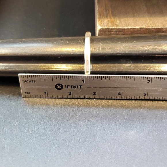 Size 7 Sterling Silver Flat Hammered Edges Ring - Picture 5 of 6